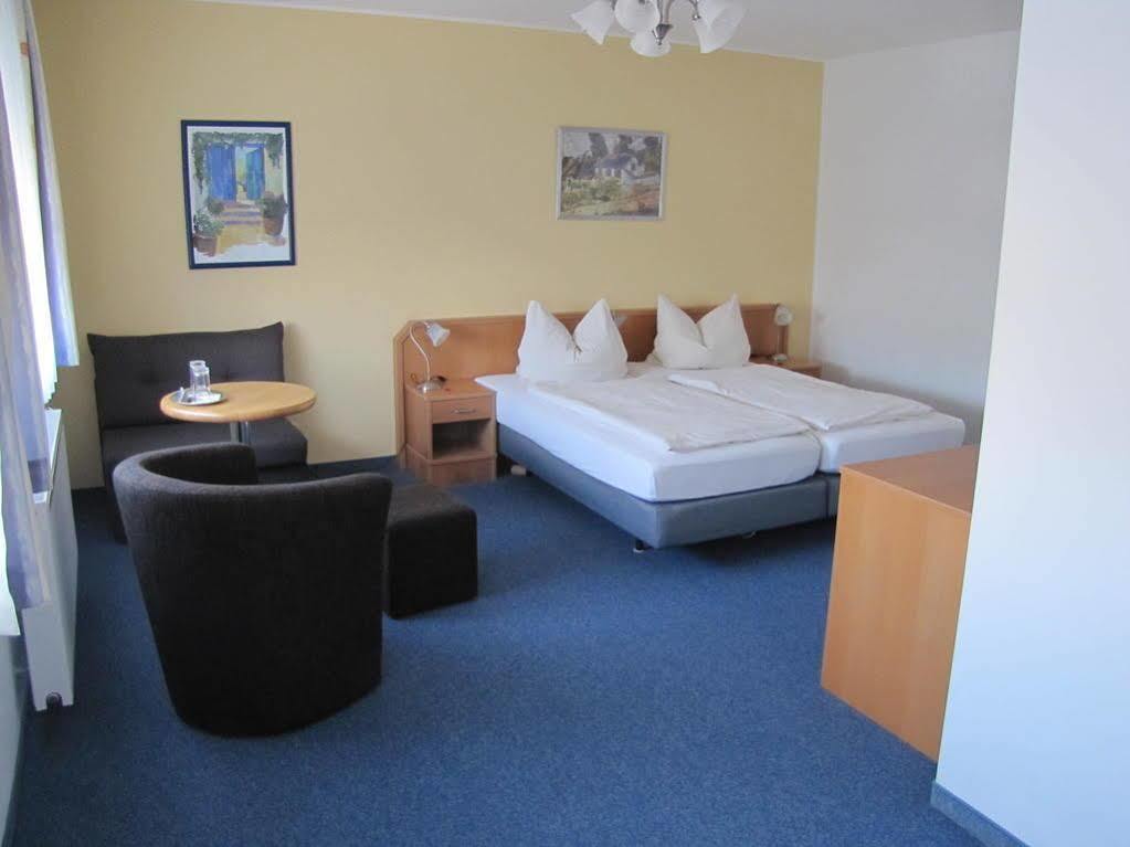 Hotel Am Weyerhof Κέρπεν Εξωτερικό φωτογραφία